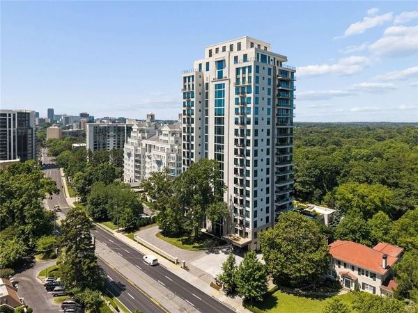 2520 Peachtree Road, Unit 603, Atlanta, GA 30305