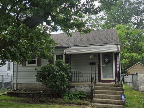 840 175th Street , Hammond, IN 46324