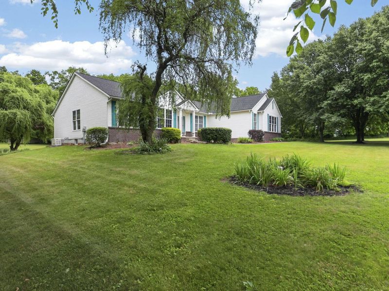 67 Blue Bonnet Drive, Heath, OH 43056 Photo 4