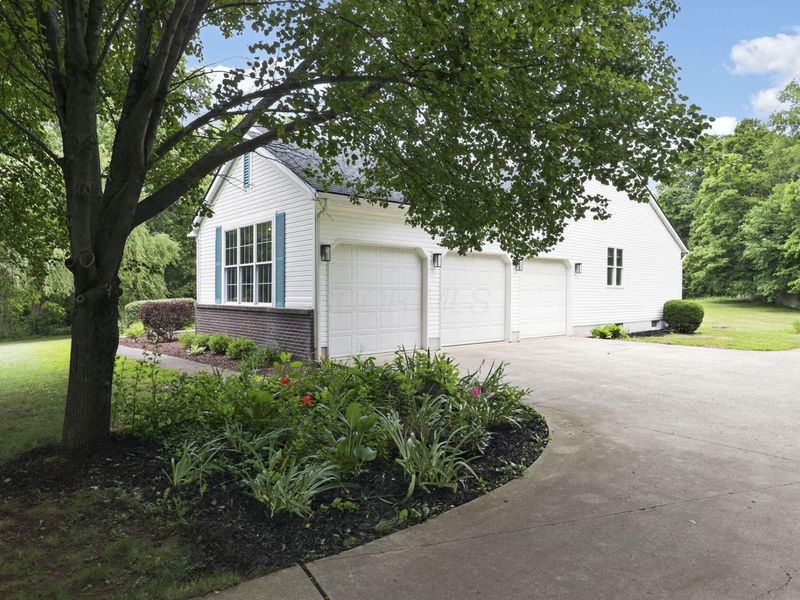 67 Blue Bonnet Drive, Heath, OH 43056 Photo 6