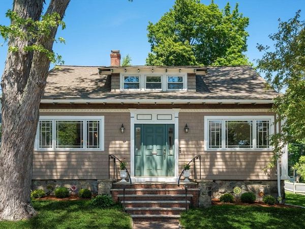 3 Chase Ave, Lexington, MA 02421
