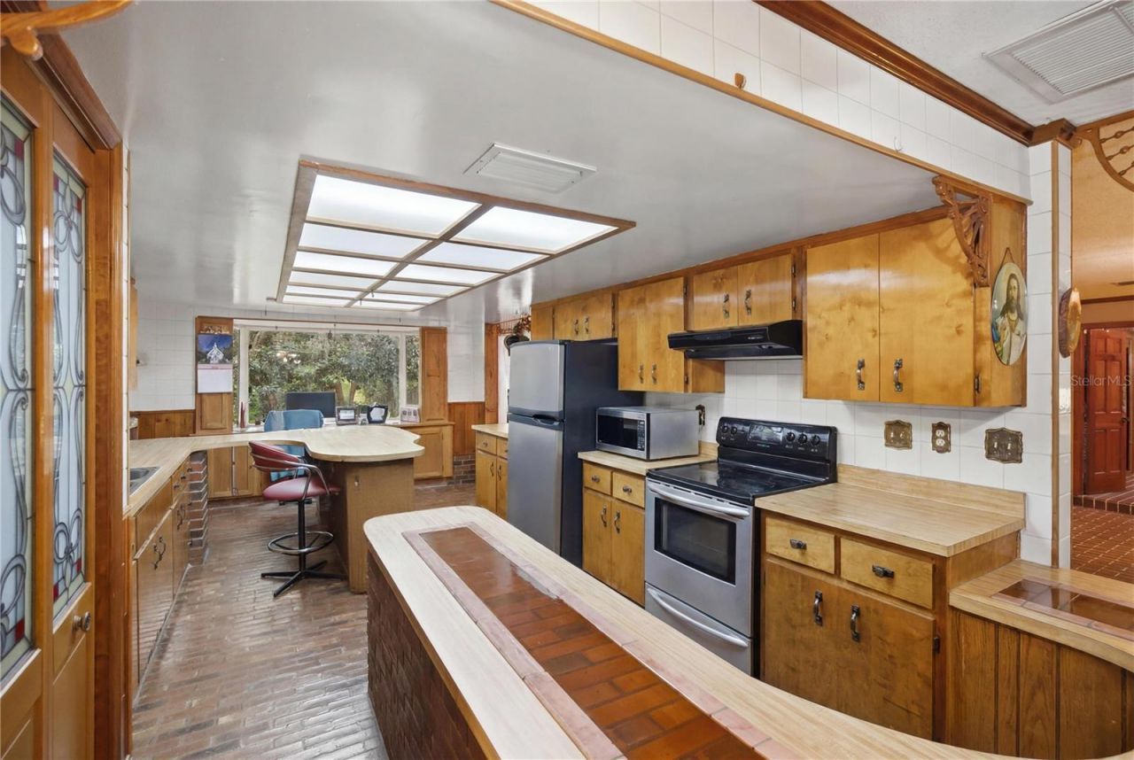2271 Keystone Road, Tarpon Springs, FL 34688 Photo