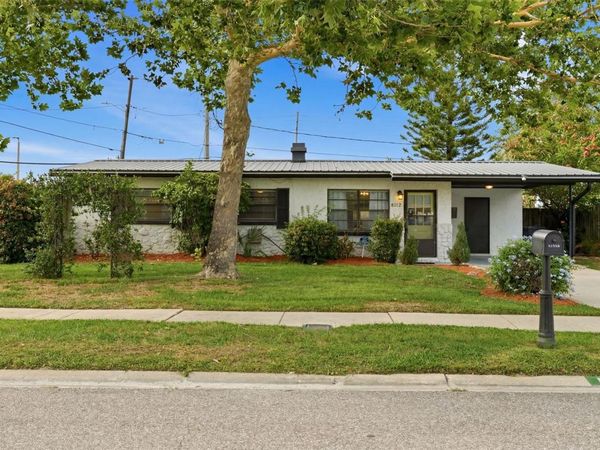 8019 CORNWALL LANE , TAMPA, FL 33615