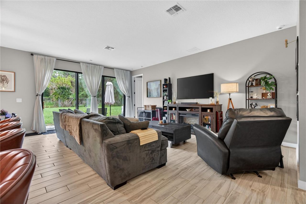 14125 Lake Price Drive, Orlando, FL 32826 Photo