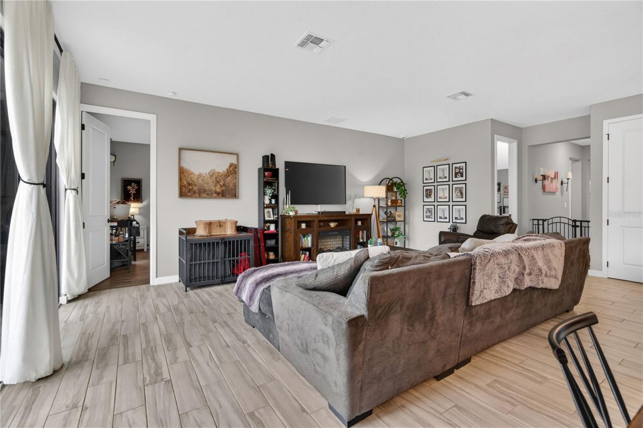 14125 Lake Price Drive, Orlando, FL 32826 Photo
