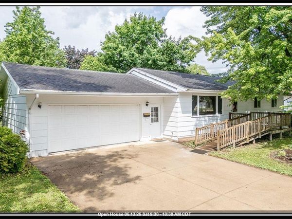 1205 NEENAH STREET, New London, WI 54961