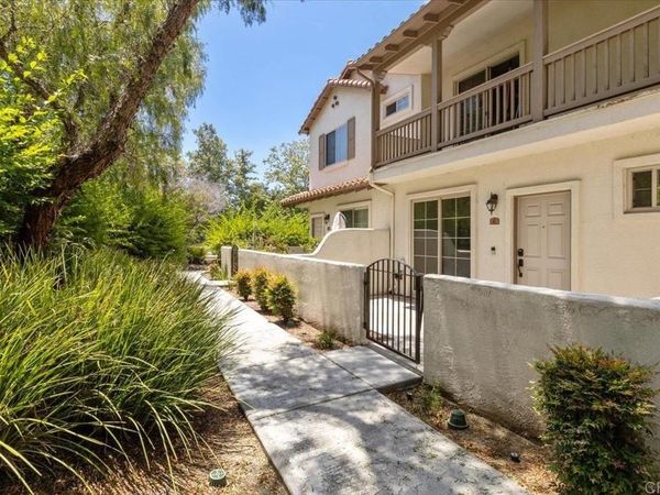 1524 Circle Ranch Way, Unit 61, Oceanside, CA 92057