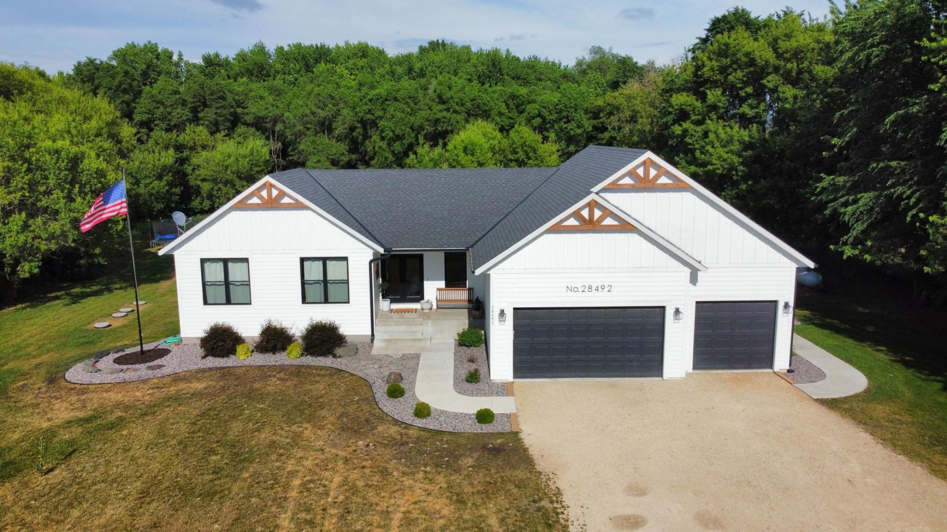 28492 Hogan Avenue , Randolph, MN 55065