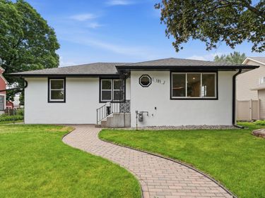 121 Frost Street W, South Saint Paul, MN 55075