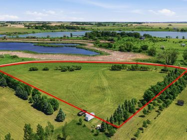 20187 14th Avenue S, Hawley, MN 56549