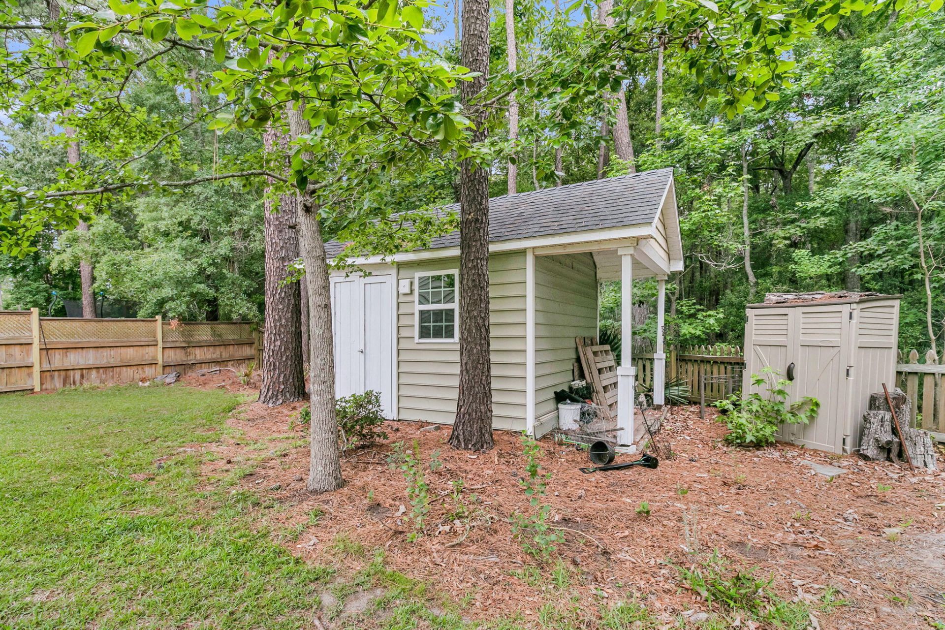 302 Freeland Way Photo 33