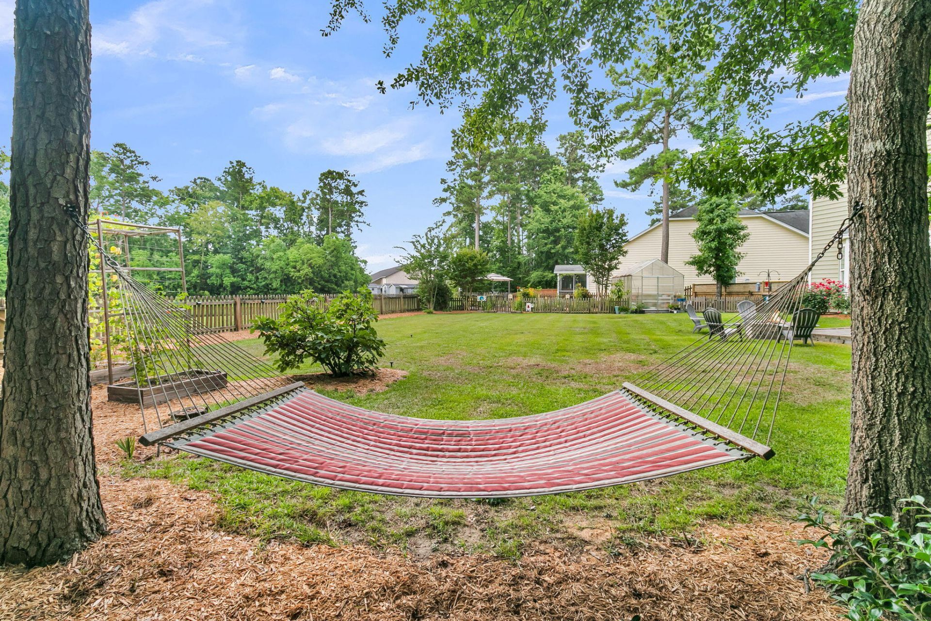 302 Freeland Way Photo 35