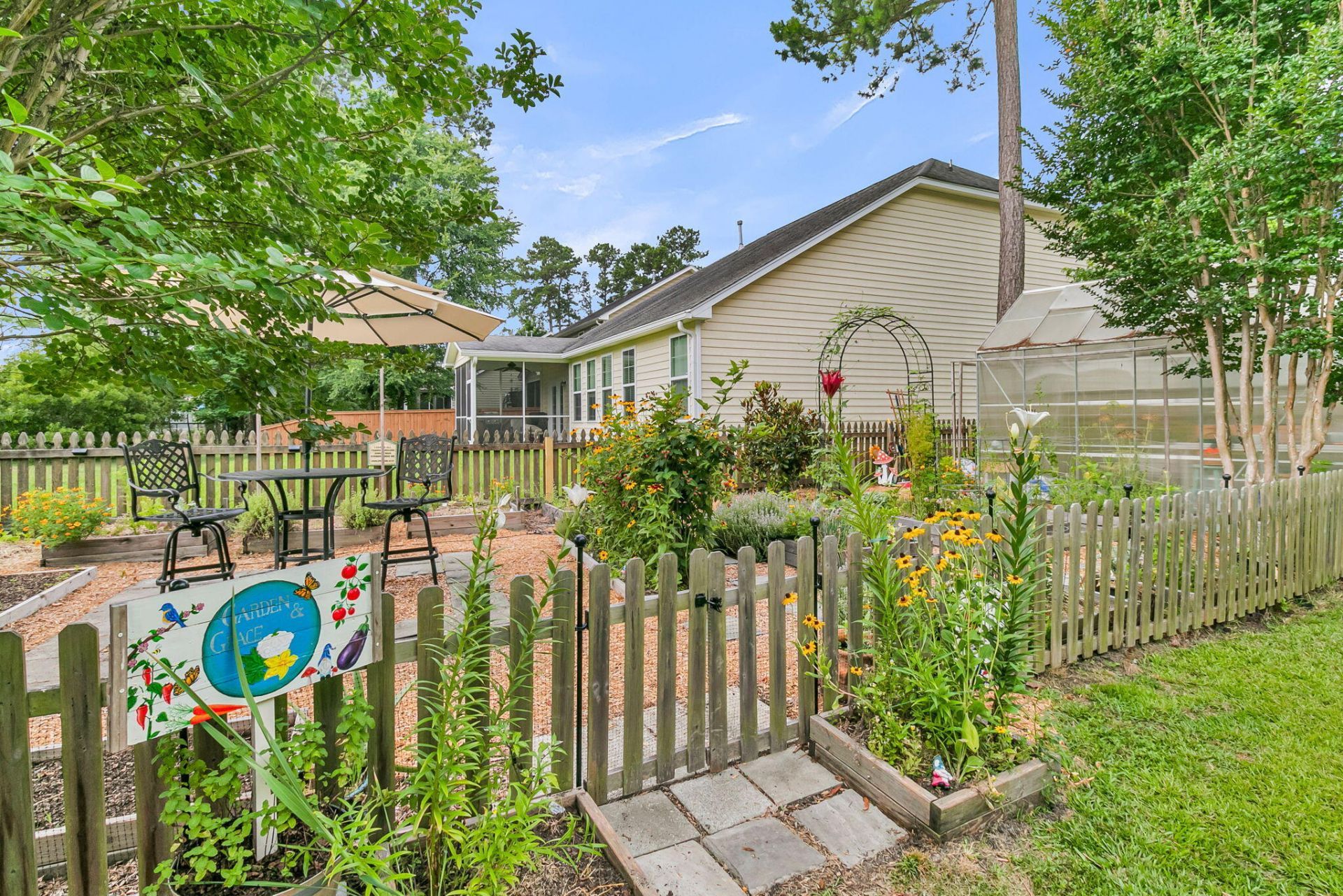 302 Freeland Way Photo 41