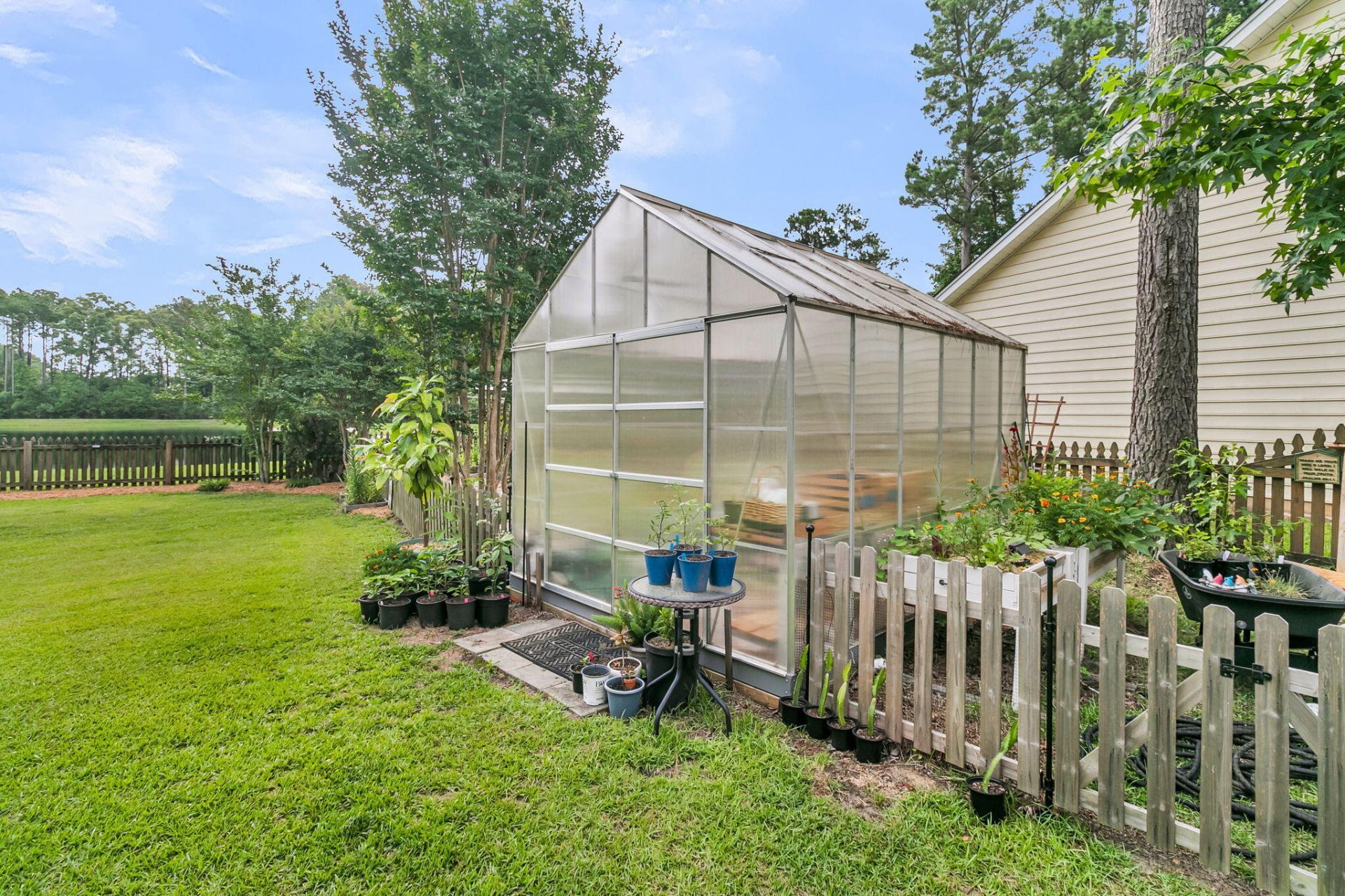 302 Freeland Way Photo 45