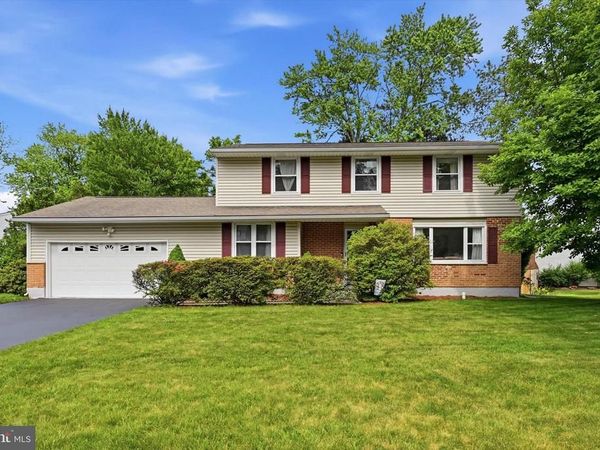 2102 ANSON ROAD, WILMINGTON, DE 19810