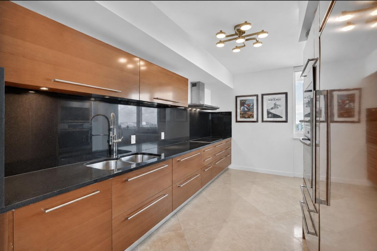 101 S Fort Lauderdale Beach Boulevard, Unit 1706, Fort Lauderdale, FL 33316 Photo