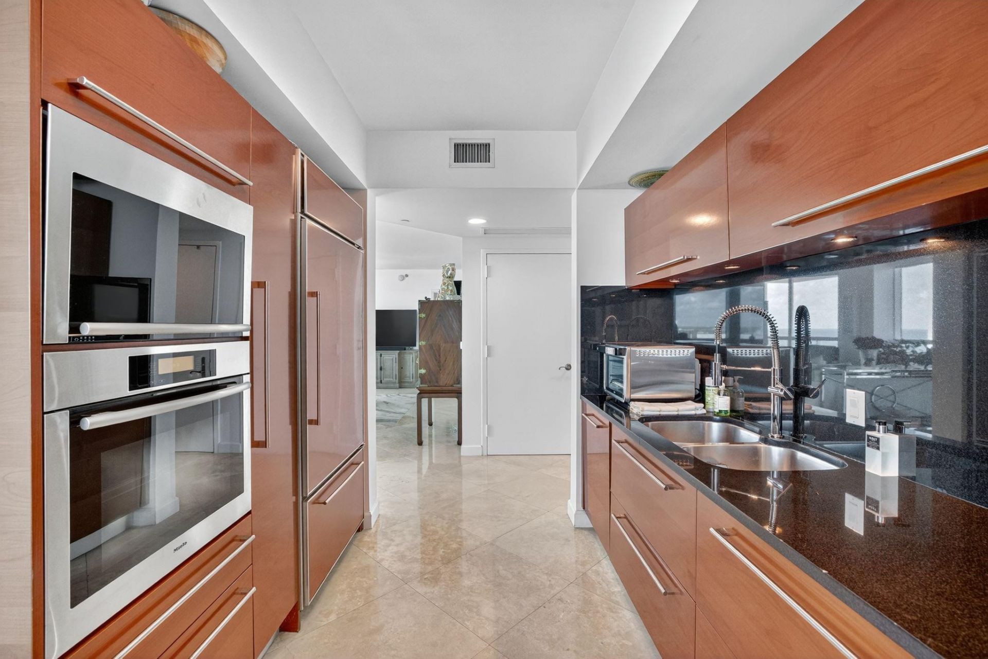 101 S Fort Lauderdale Beach Boulevard, Unit 1706, Fort Lauderdale, FL 33316 Photo