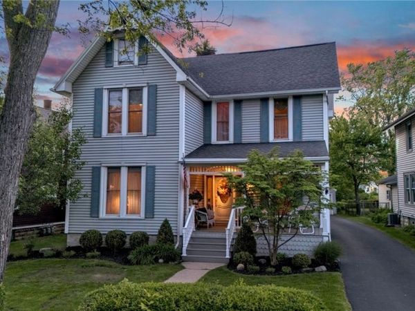 122 Pleasant Avenue , Lancaster, NY 14086