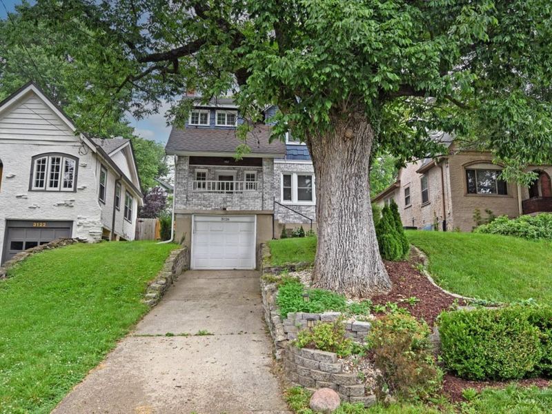 3126 Kinmont Street, Cincinnati, OH 45208 Photo 2