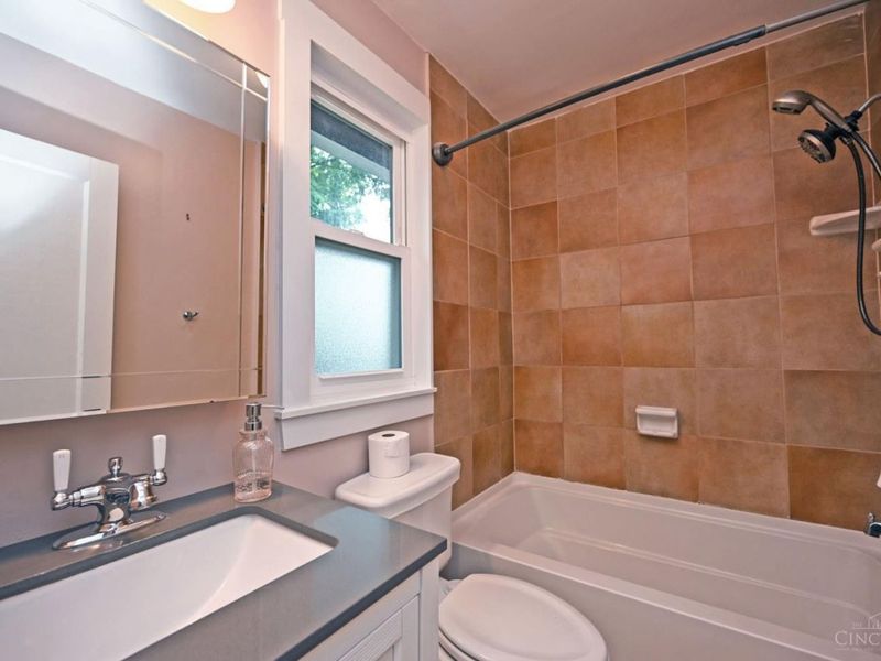 3126 Kinmont Street, Cincinnati, OH 45208 Photo 24