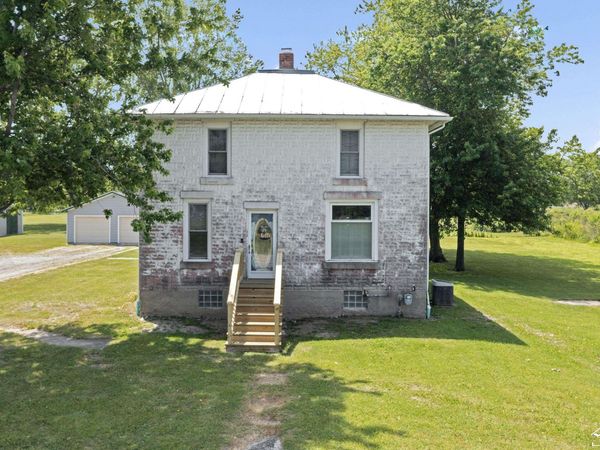 2808 Carleton Rockwood Road, Carleton, MI 48117