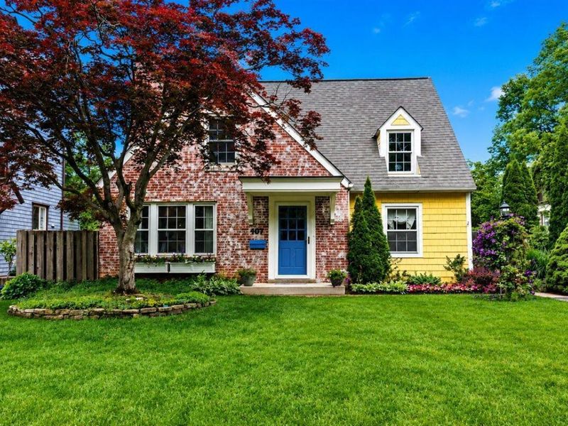 107 N Stanwood Road , Bexley, OH 43209 Photo 1