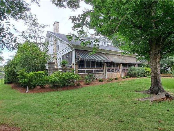 1025 Main Street, Stone Mountain, GA 30083