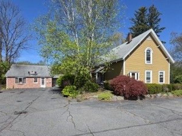 625 Bedford St, East Bridgewater, MA 02333