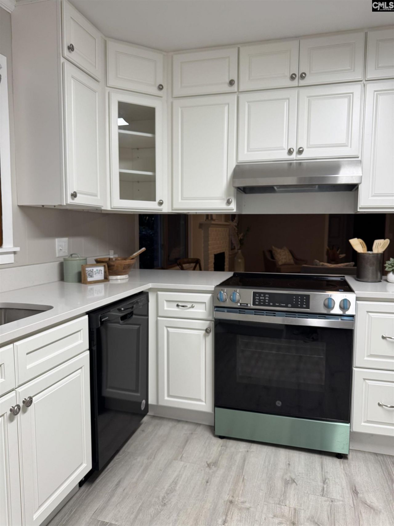 4533 Storkland Avenue  Photo 23