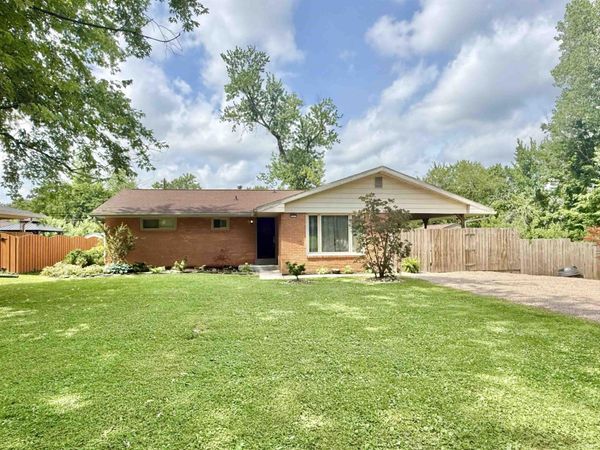 7612 Adams Avenue, Evansville, IN 47715