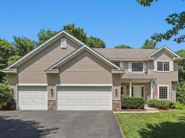 9142 Woodland Drive, Saint Bonifacius, MN 55375