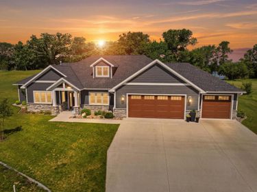 620 Loretta Circle, Spicer, MN 56288