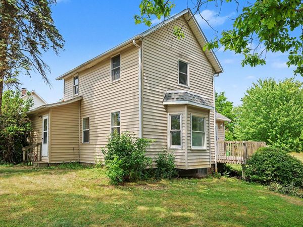 10345 Brooklyn Road, Brooklyn, MI 49230