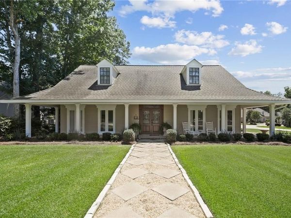 57 MAGNOLIA RIDGE Drive, Madisonville, LA 70447