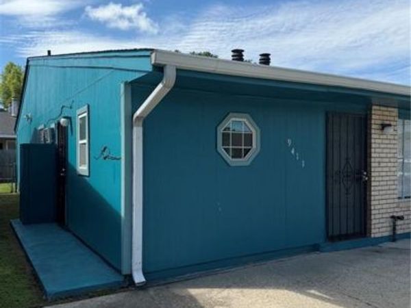 9411 DINKINS Street, New Orleans, LA 70127