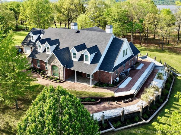 25 E Shoreline Drive , Eufaula, OK 74432