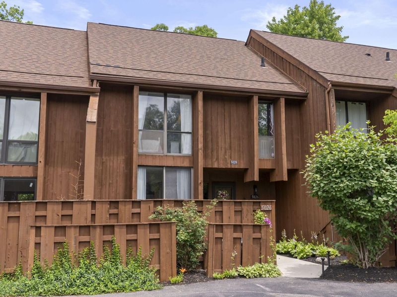 5026 Wintersong Lane, Unit 2, Westerville, OH 43081 Photo 3