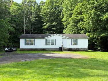 45 Black Creek Road, Oswego, NY 13126