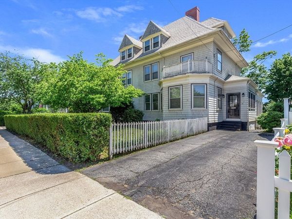 38 Fifth St, Medford, MA 02155