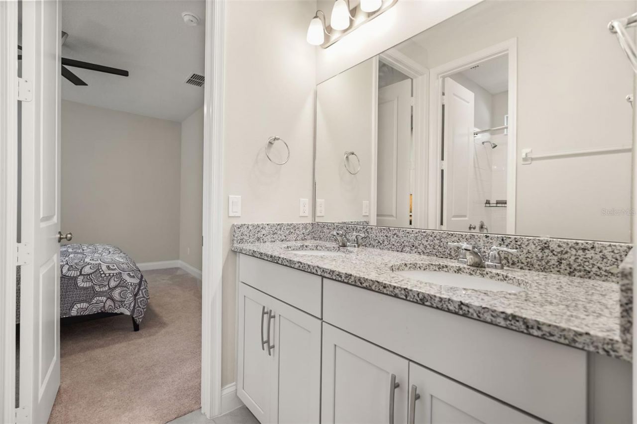 10713 Belle Maisons Drive, Orlando, FL 32832 Photo