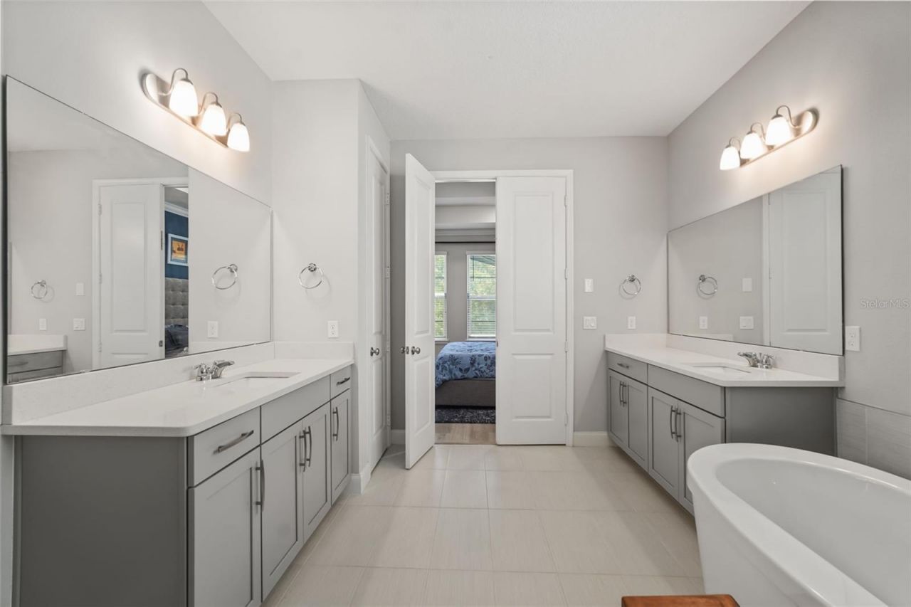 10713 Belle Maisons Drive, Orlando, FL 32832 Photo