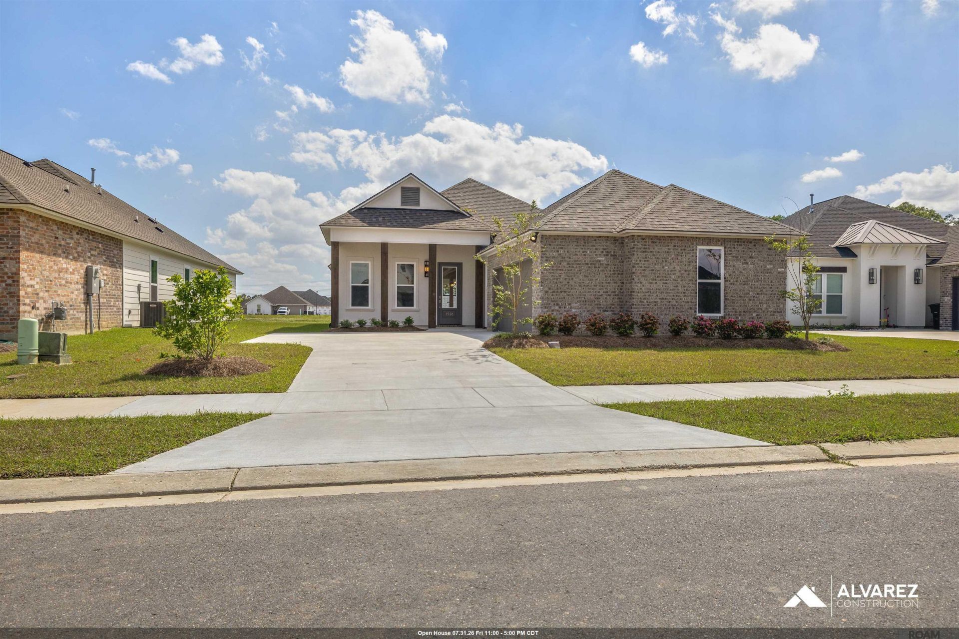1526 Frankel Ave, Zachary, LA 70791 Main Photo