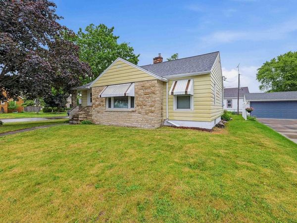 327 E ARNDT STREET, Fond Du Lac, WI 54935