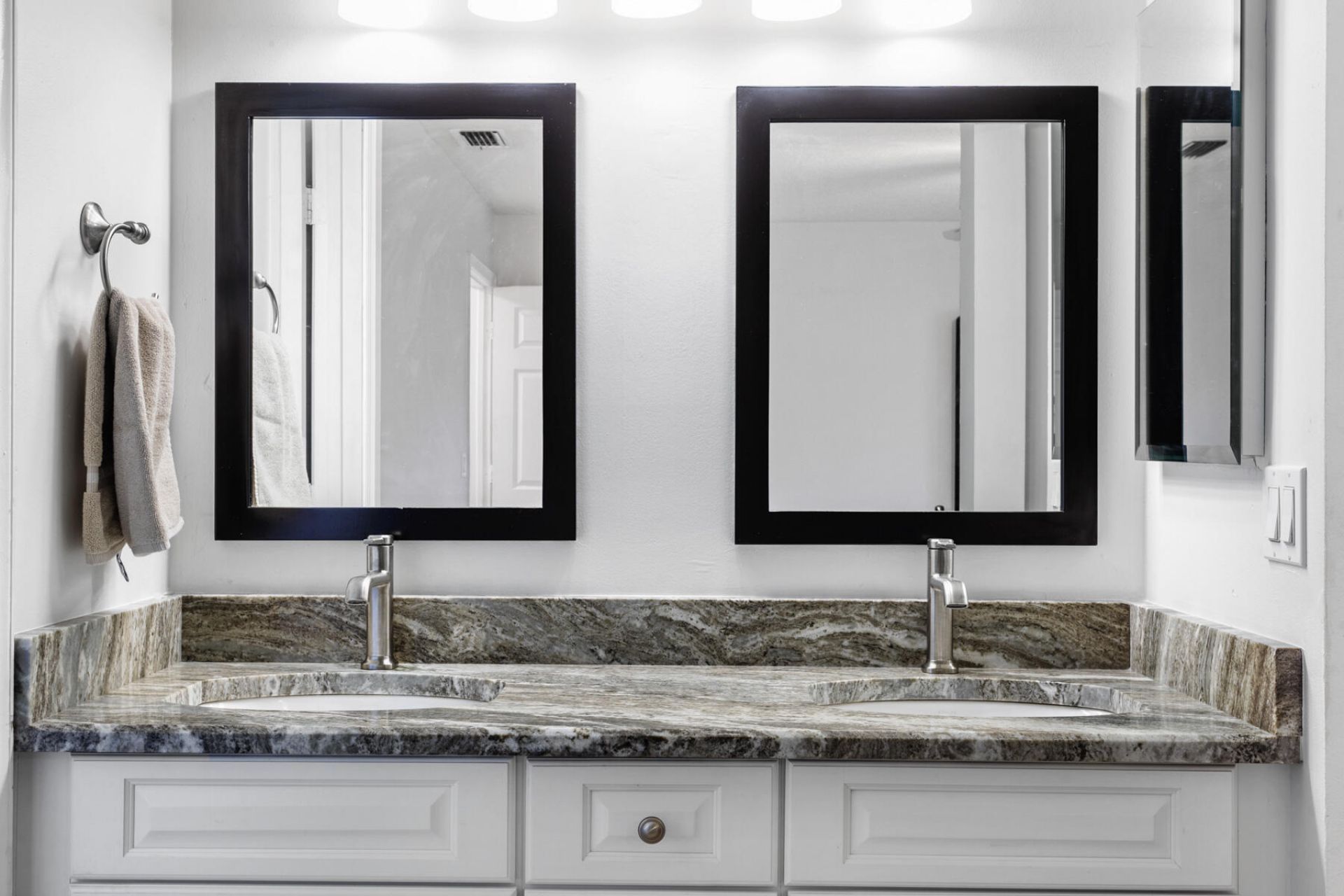 106 Venetian Lane, Royal Palm Beach, FL 33411 Photo