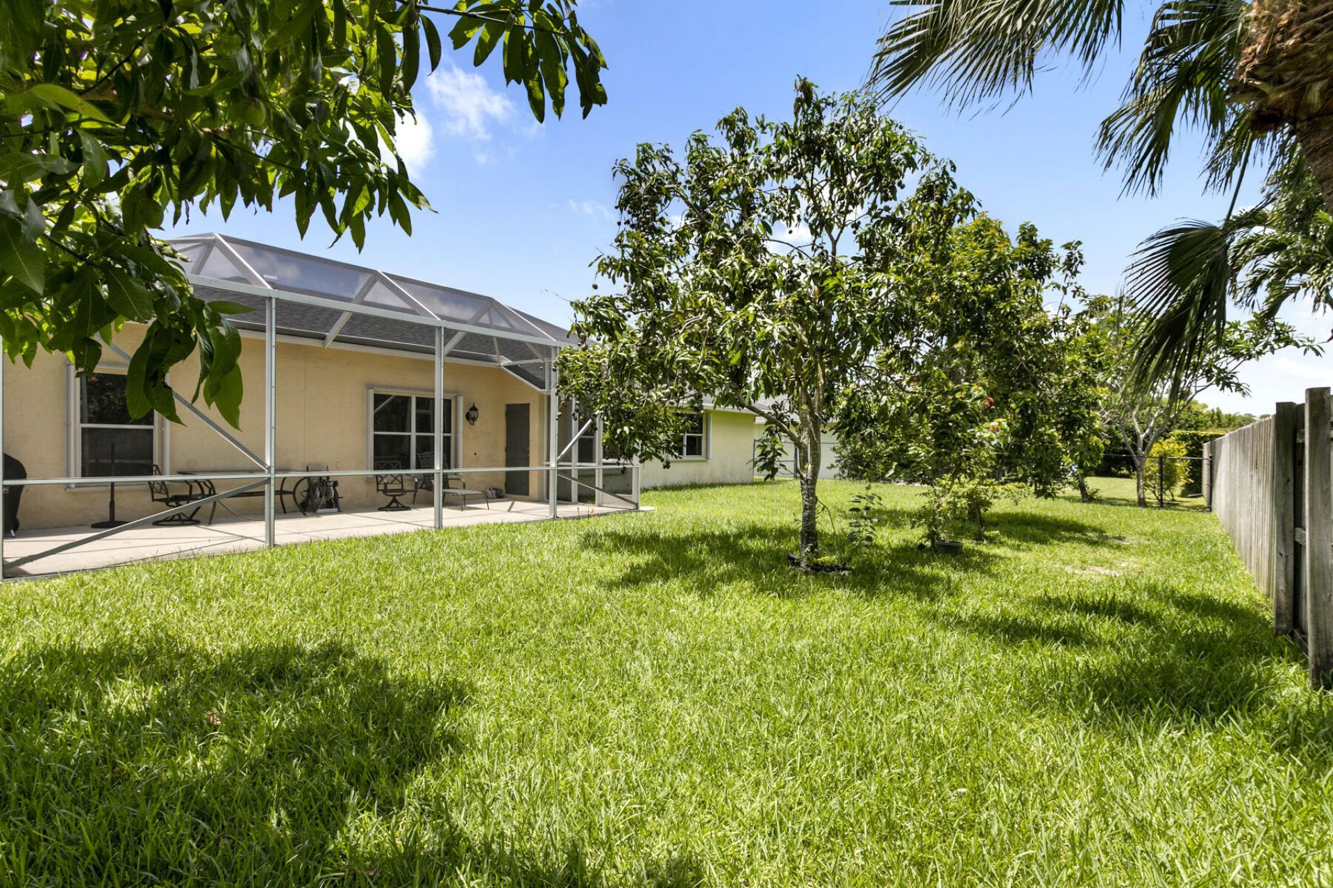 106 Venetian Lane, Royal Palm Beach, FL 33411 Photo