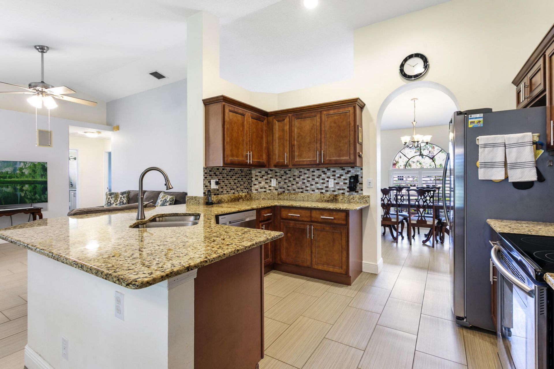 106 Venetian Lane, Royal Palm Beach, FL 33411 Photo