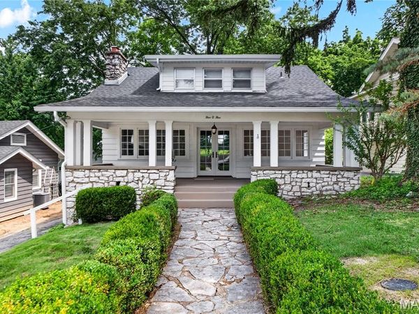505 Cherry Avenue , Webster Groves, MO 63119