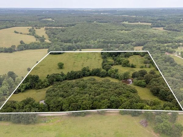 30 +/- AC S 220th Road , Halfway, MO 65663