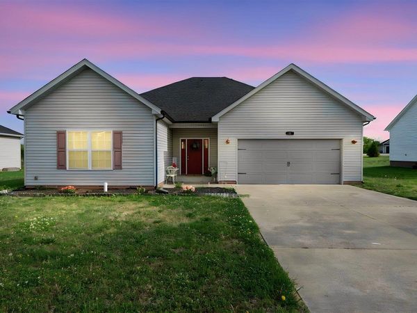 2952 Tumbleweed Trail Avenue, Bowling Green, KY 42101