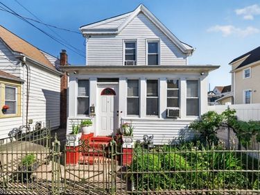 13 Sherman Pl, Clifton, NJ 07011